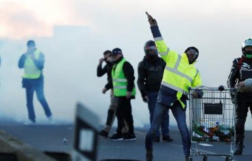 Во Франции всё ещё продолжается протест рабочих в желтых жилетах. Будьте осведомлены, какие дороги в заблокированном состоянии